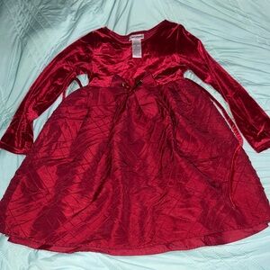 Elegant Red Velvet Girl’s Holiday Dress